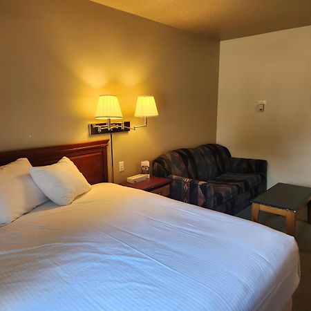 Waterton Lakes Lodge Resort Waterton Park Exterior foto