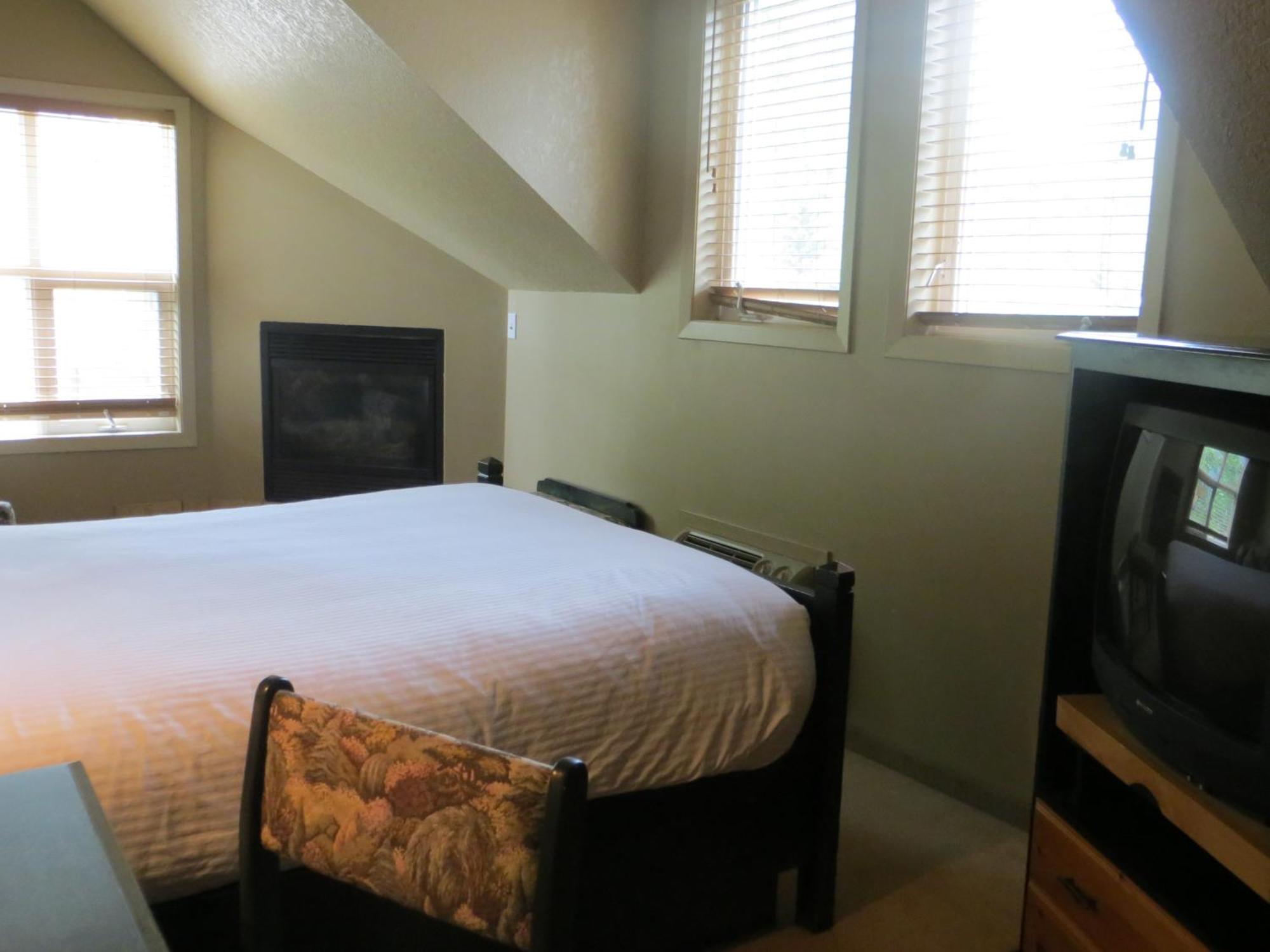 Waterton Lakes Lodge Resort Waterton Park Quarto foto