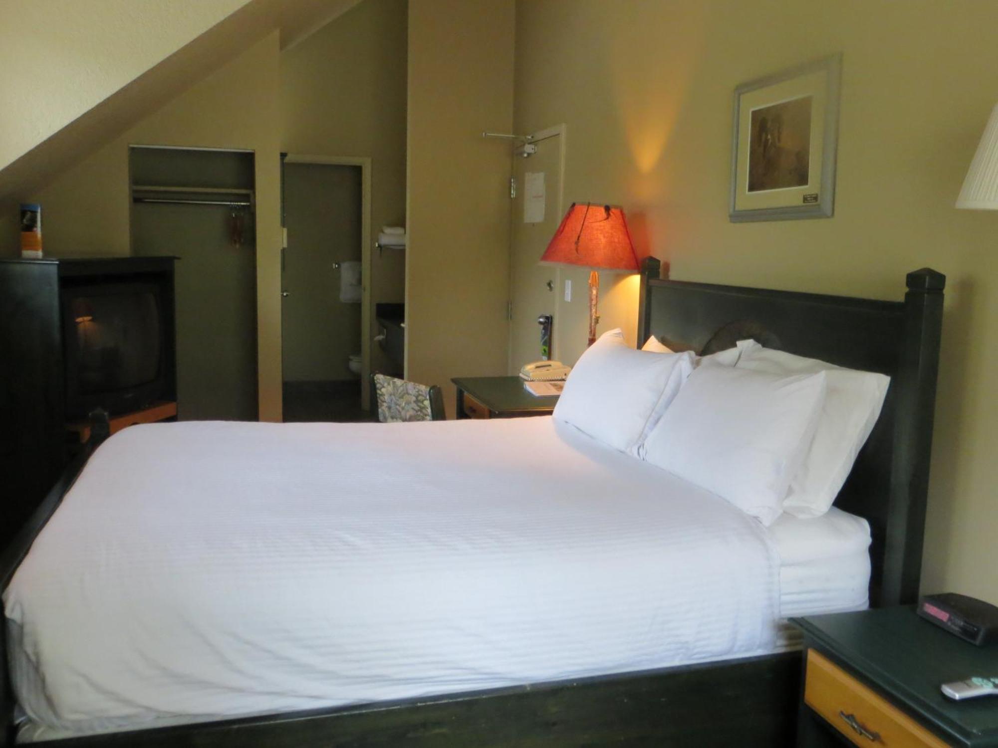 Waterton Lakes Lodge Resort Waterton Park Quarto foto