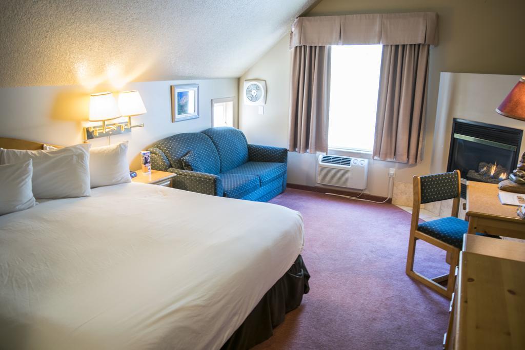 Waterton Lakes Lodge Resort Waterton Park Exterior foto